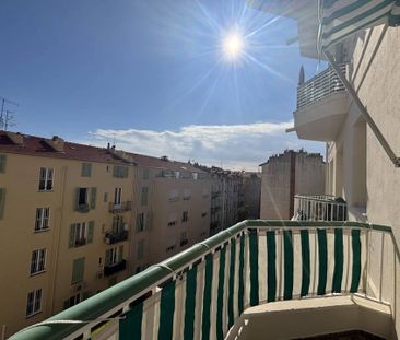 Location Appartement Nice Centre ville - Photo 2