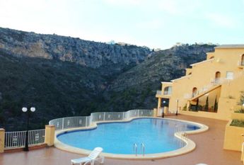 FOR RENT Apartment with 2 bedrooms with pool for LONG TERM