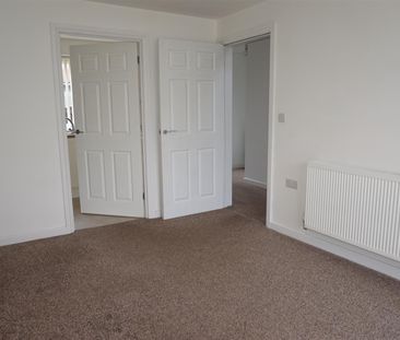 Evesham Road, Redditch - Photo 2