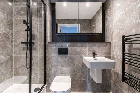 NEVER LIVED IN, NEW DEVELOPMENT! | Available Now | Corner Apartment | Two Double Bedroom | Two Bathroom | 24 Hour Concierge, Premium Residents' Gym & On Site Facilities - Photo 5