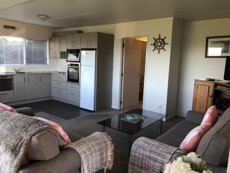 Fully furnished apartment - Photo 5