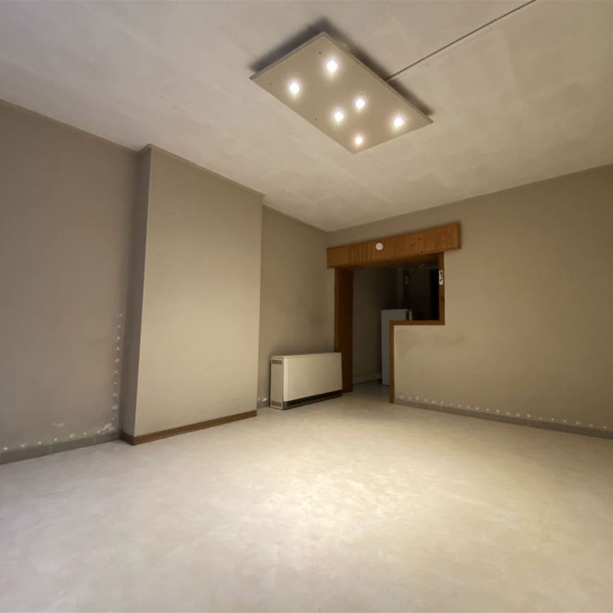 Appartement RDC de +/- 47m² avec courette - Foto 1