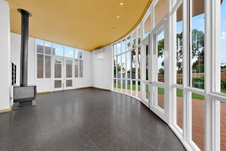 116 Rochester Road, Balwyn VIC 3103 - House For Rent | Domain - Photo 2