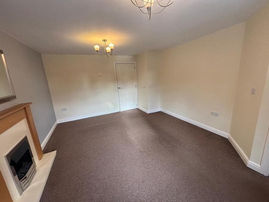 3 bedroom semi-detached house to rent - Photo 1