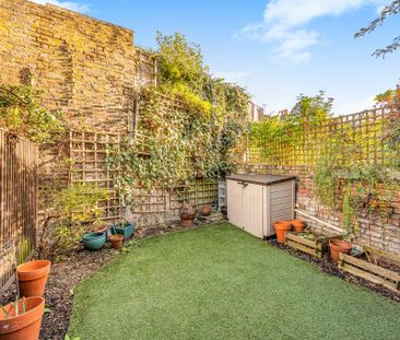 3 bedroom terraced house to rent - Photo 2