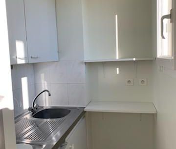 Location Appartement 1 pièce 30m² CLERMONT FERRAND 63000 - Photo 2