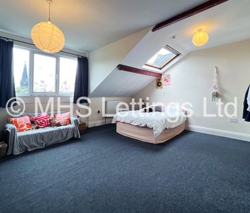 8 Bedroom Mid Terraced House for rent in Regent Park Terrace - Photo 4