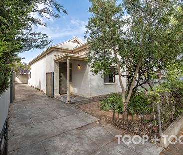 Two bedroom home in Maylands - Photo 3