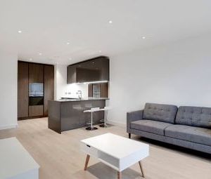 1 Bedrooms Flat to rent in Compass Court, Smithfield Square, High Street, London N8 | £ 358 - Photo 1