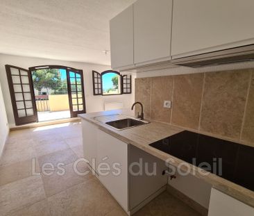 Location Appartement 2 pièces 41m² BANDOL 83150 - Photo 3