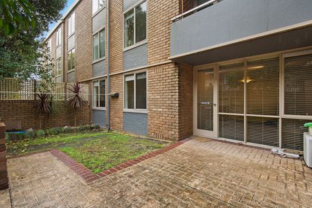 2/146 Riversdale Road, Hawthorn VIC 3122 - Apartment For Rent | Domain - Photo 2