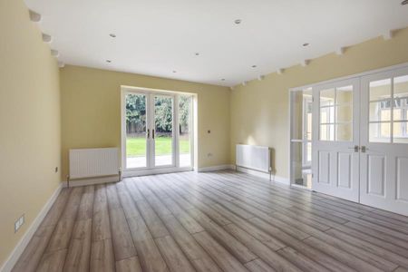 Cranleigh Road, Guildford, Surrey, GU5 - Photo 2