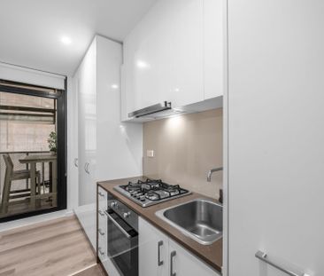 1203/380 Little Lonsdale Street, Melbourne - Photo 6