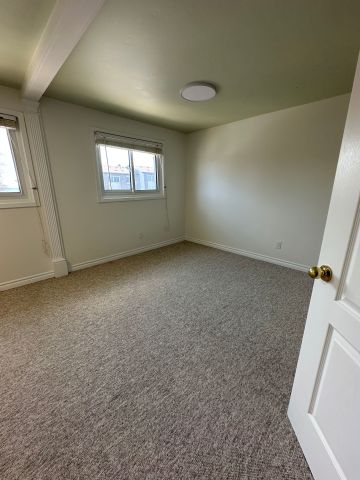 For Lease - 2101 Marine Drive, Oakville, Ontario - Photo 5