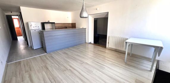 Appartement T4 de 74,94 m² - BAUME LES DAMES - Photo 2