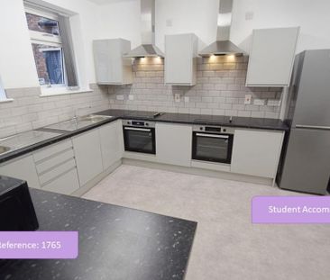 1 bedroom in a house share to rent - Photo 3