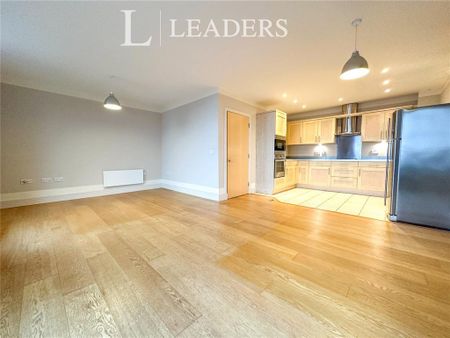 2 bedroom flat to rent - Photo 4