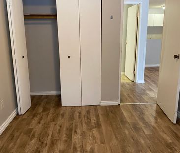 Killarney Court – 1 Bedroom - Photo 2