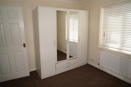 2 bedroom maisonette to rent - Photo 5