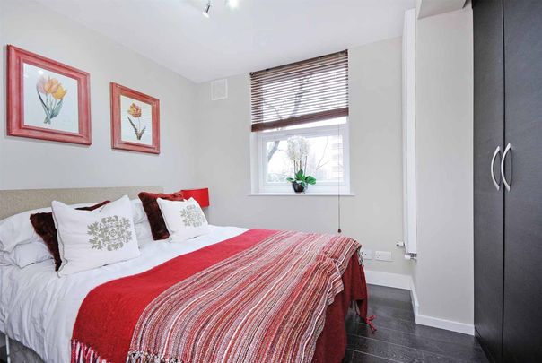 Flat 35, Boydell Court St. Johns Wood Park, London, NW8 6NL - Photo 1