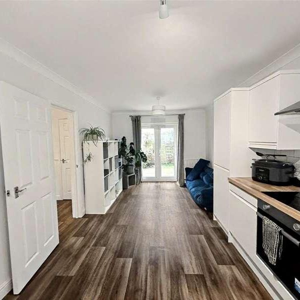 Leeward Quay, Eastbourne, East Sussex, BN23 - Photo 1