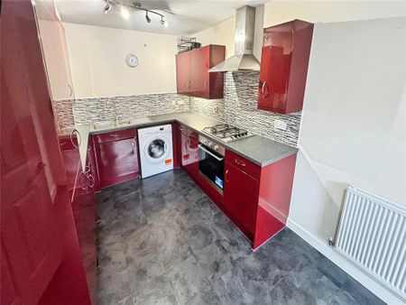 3 bedroom end of terrace house to rent - Photo 3