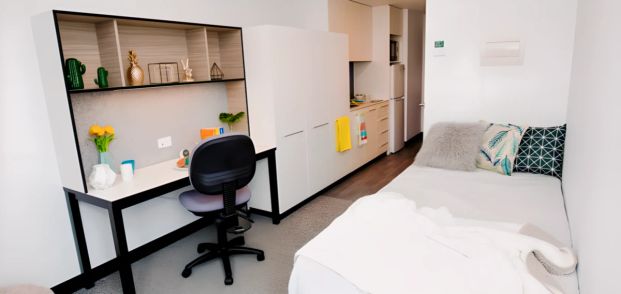 Studio Single - Photo 1