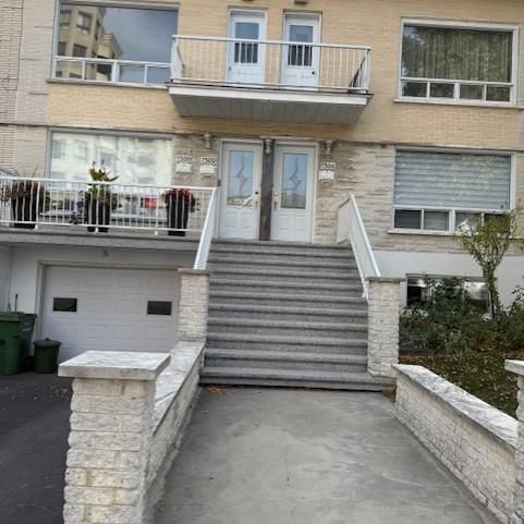 GRAND 3 1/2 A LOUER A ST. LEONARD, D'UN TRIPLEX - Photo 1