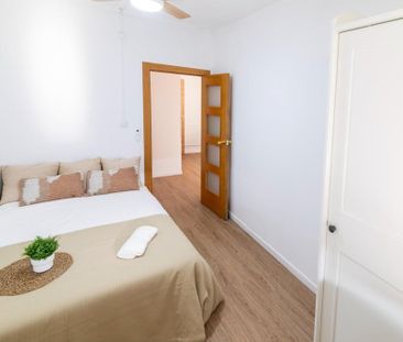 Carrer de Ramon de Rocafull, Valencia, Valencian Community 46011 - Photo 3