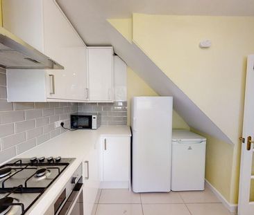 3 bedroom ground floor maisonette to rent - Photo 4