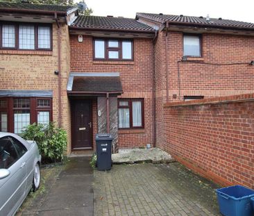 2 bedroom end of terrace house to rent - Photo 5