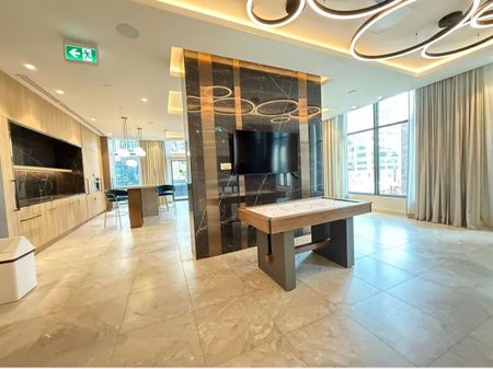 For Lease - 252 Church Street, Toronto, Ontario - Photo 3