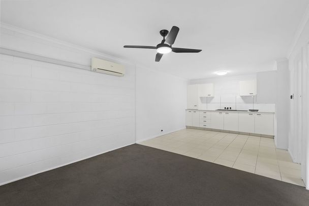 3/126 Marine Parade, Southport QLD 4215 - Apartment For Rent - $550 | Domain - Photo 1