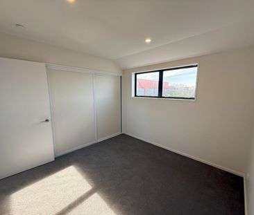4/33 Russell Street, Linwood - Photo 6
