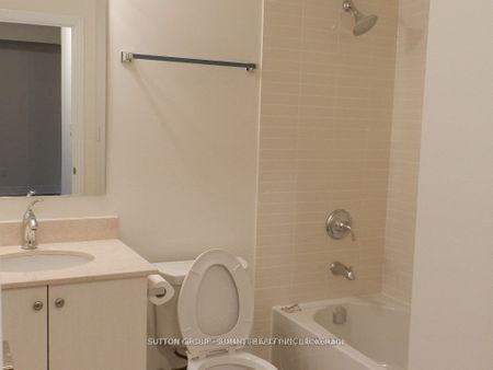 For Lease - 3170 Erin Mills Parkway Unit# 112, Mississauga, Ontario - Photo 5