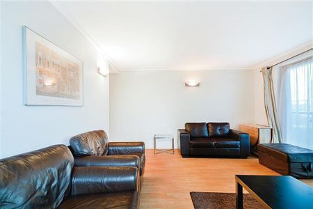 2 bedroom property to let in Seacon Tower, E14 - Photo 3