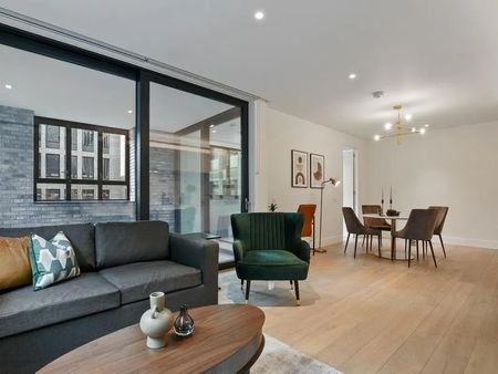 69 Whitfield Street, London, W1T - Photo 3
