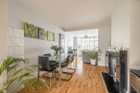 South Avenue, Egham, TW20 - Photo 4