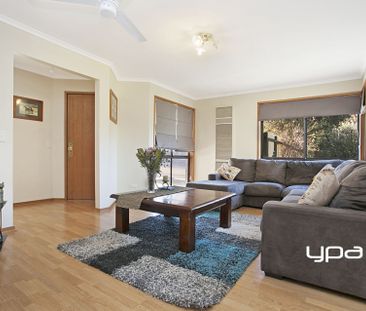 15 Stanford Court, SUNBURY - Photo 4