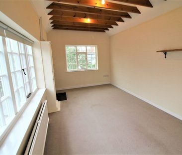 Studio flat to rent on - Photo 4