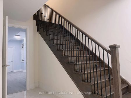 Detached Home For Lease | N9245919 - Photo 3