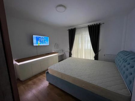 Casa moderna 4 camere in zona Tractorul - Fotografie 2