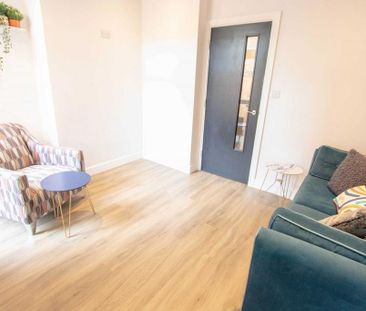 5 bedroom townhouse to rent - Photo 1