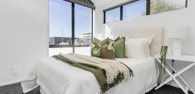 2/27 Harewood Road, Papanui Christchurch 8053 - Photo 1