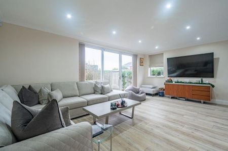 4 bedroom bungalow to rent - Photo 3