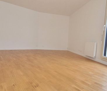 Location Appartement 3 pièces 71m² ISSY LES MOULINEAUX 92130 - Photo 1