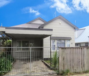 City Centre - 3 bedrooms - Photo 1