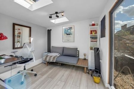 Frenze, Diss, Scole - Photo 2