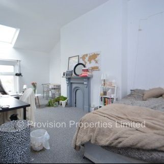 1 Bedroom Flats in Hyde Park - Photo 1