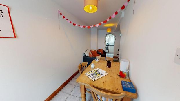 3 bedroom terraced house to rent - Photo 1